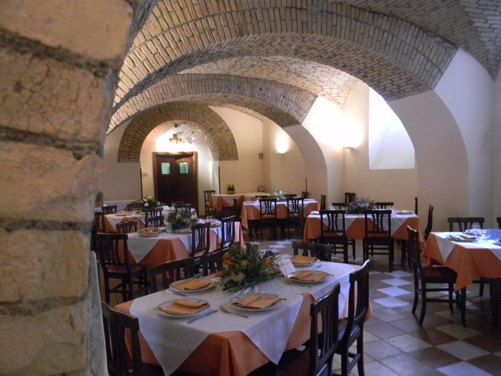 Domus Carmelitana Hotel Rome Buitenkant foto