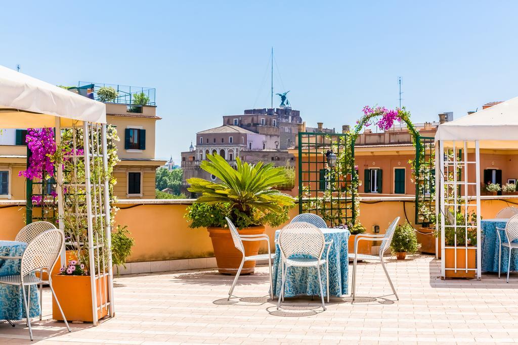 Domus Carmelitana Hotel Rome Buitenkant foto