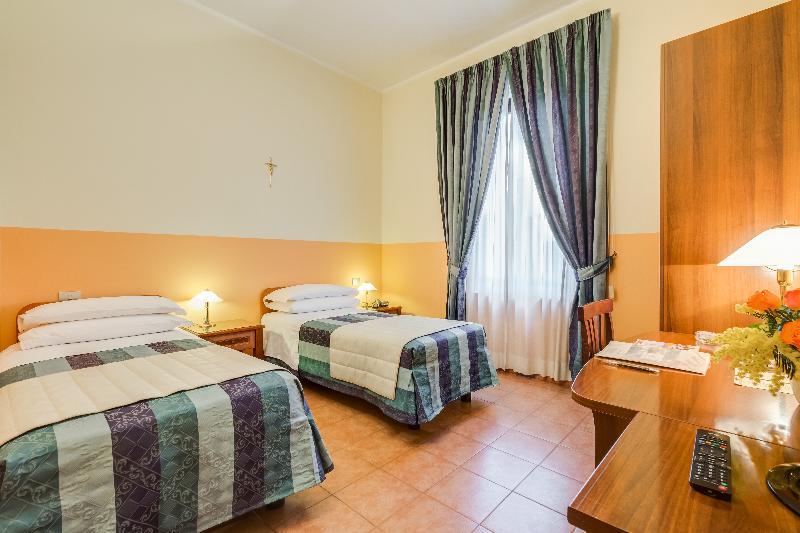Domus Carmelitana Hotel Rome Buitenkant foto