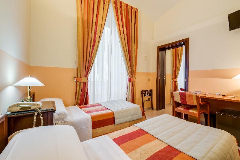 Domus Carmelitana Hotel Rome Buitenkant foto